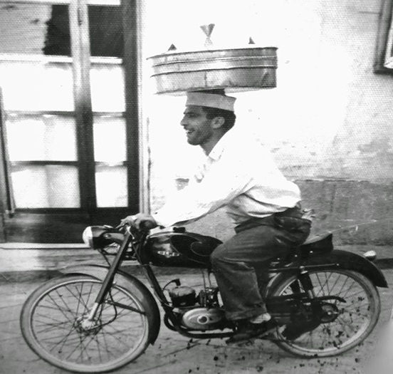 اولین جعبه پیتزا